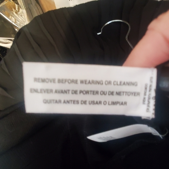 Relativity  open cardigan.  NWT. Black pleated sheet sz 2x. - Picture 9 of 10